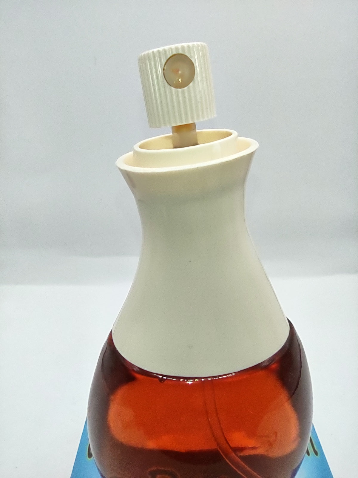 HALSTON Classic Cologne Spray - 1982 Batch - Women - Unisex - Vintage Sample Discontinued Cologne Perfume Fragrance Decants